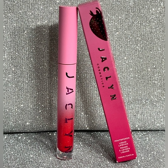 🍓JACLYN Strawberry Cake Lip Gloss - Picture 1 of 2